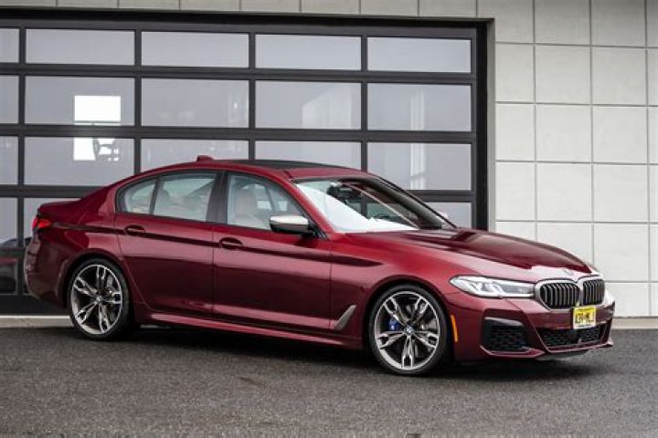 How much does a 2016 BMW 5 series cost?