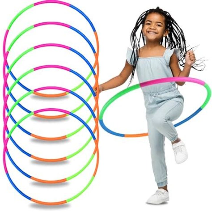 What is a good size hula hoop for kids?