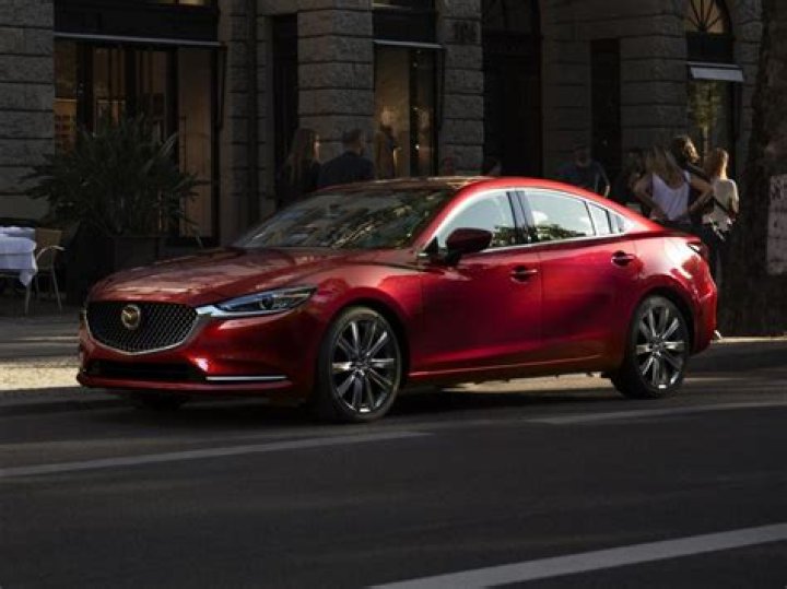 When was the Mazda 6 facelift?